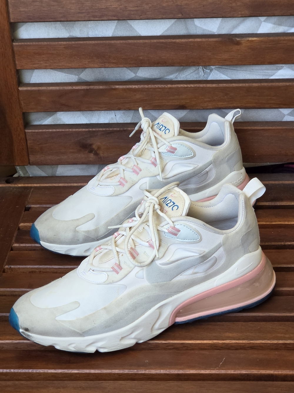 Nike Air Max 270 React Women’s Size 9.5